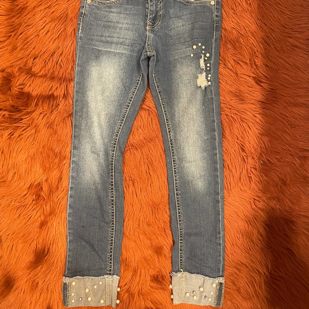 Vigoss distressed jeans with stones and pearls